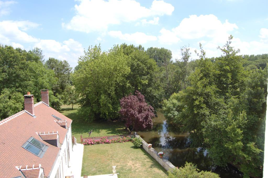 Le Moulin Neuf Panzió Vignoux-sur-Barangeon Szoba fotó